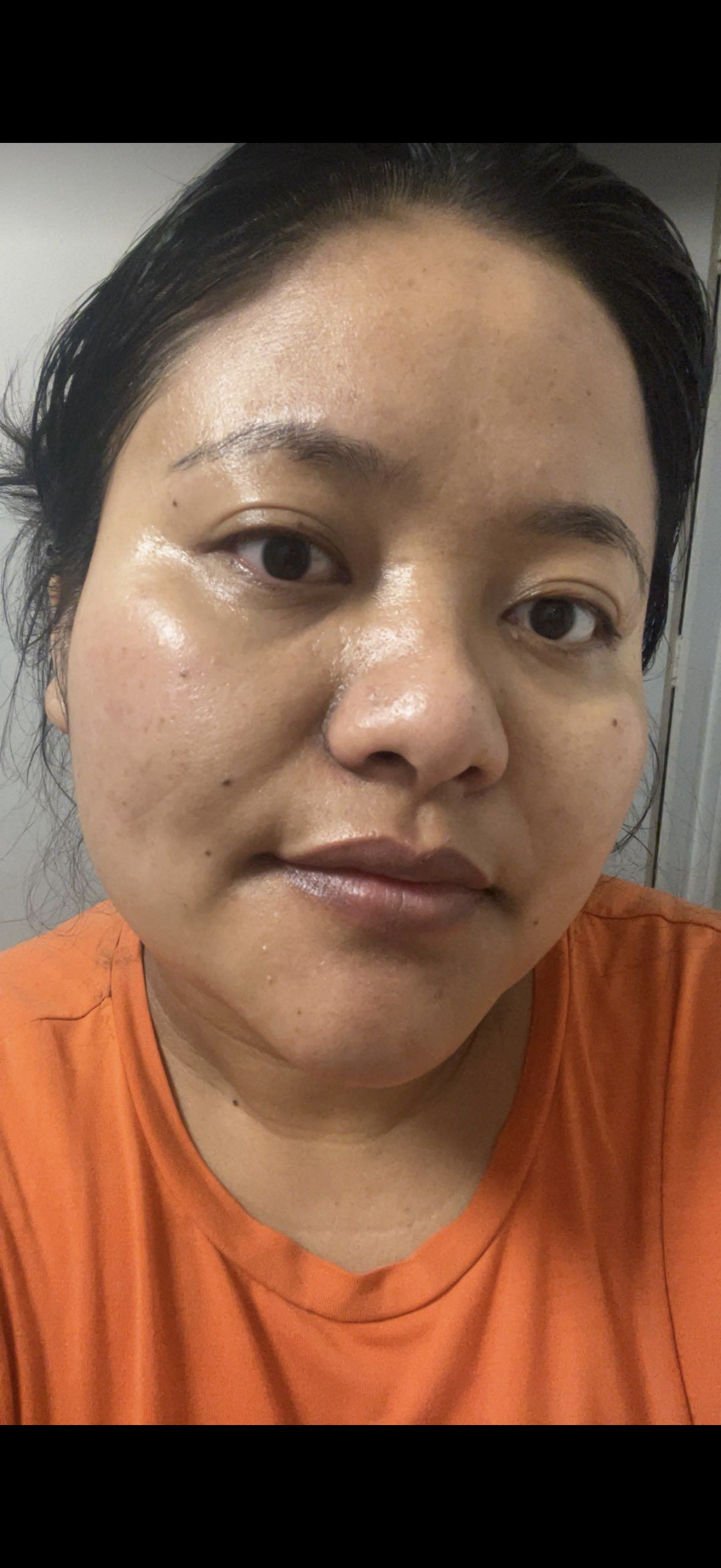 Glow Moisturiser